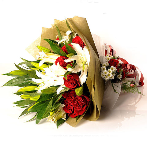 TROPHY OF ROSES